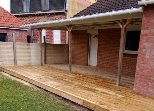 Terrasse en bois près de Dunkerque